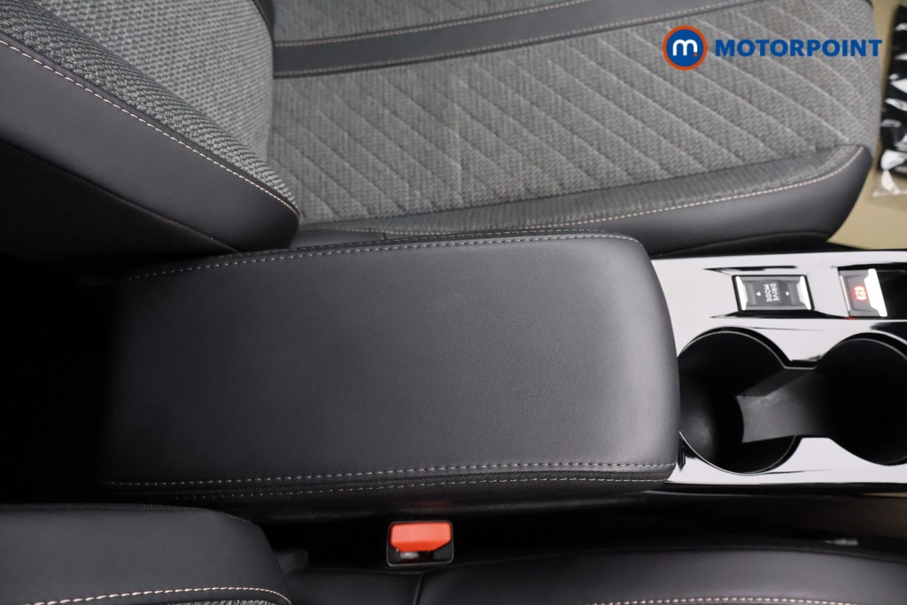Peugeot 208 Allure Manual Petrol Hatchback - Stock Number (1616964) - 21st supplementary image