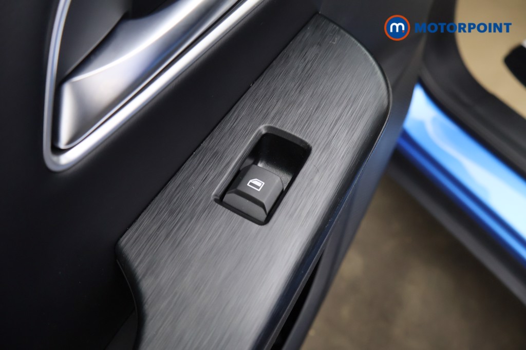 Mg Motor Uk ZS Trophy Automatic Petrol-Electric Hybrid SUV - Stock Number (1617040) - 32nd supplementary image