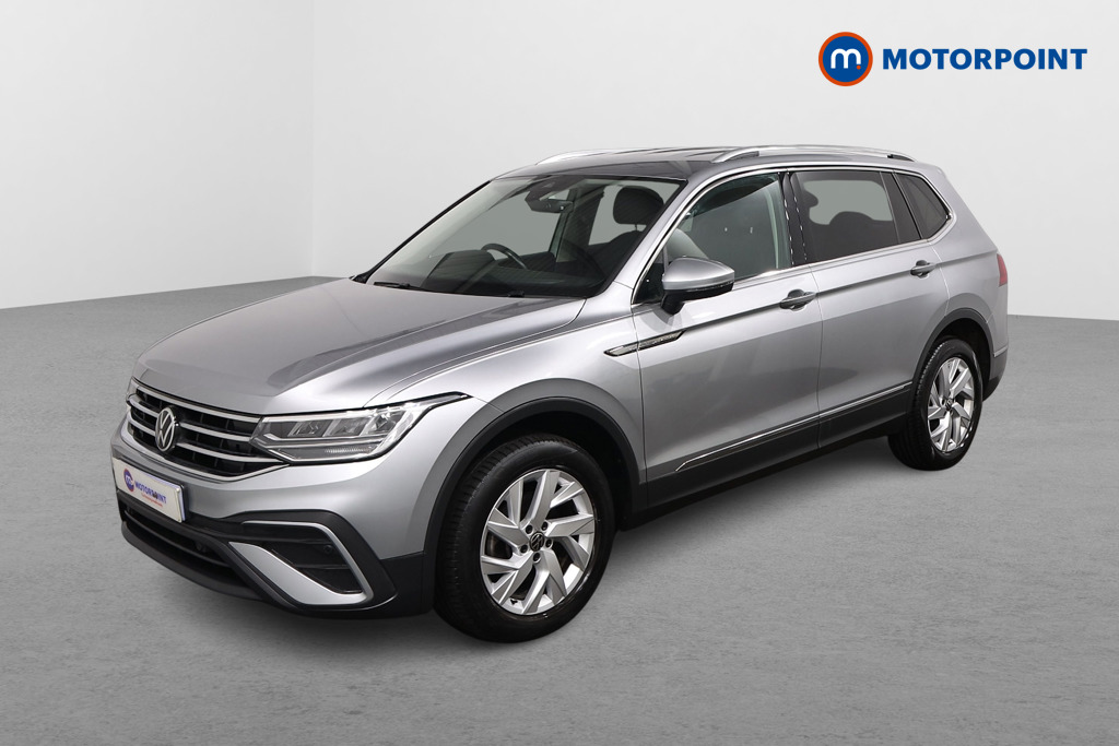 Volkswagen Tiguan Allspace Life Automatic Petrol SUV - Stock Number (1617053) - Passenger side front corner