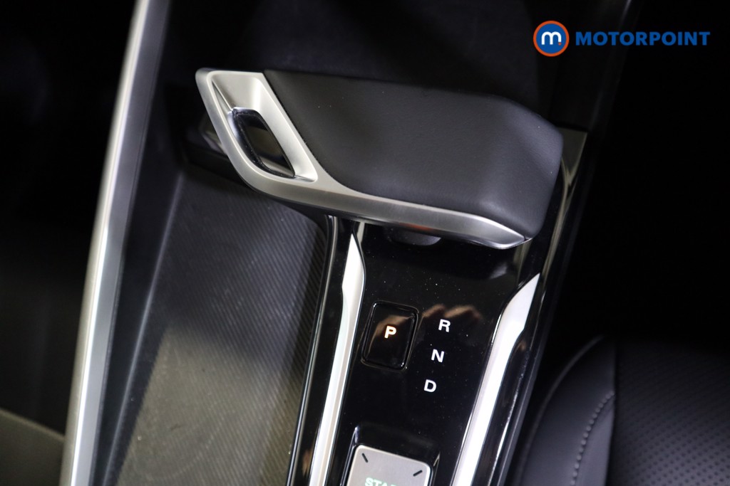 Mg Motor Uk ZS Trophy Automatic Petrol-Electric Hybrid SUV - Stock Number (1617172) - 10th supplementary image