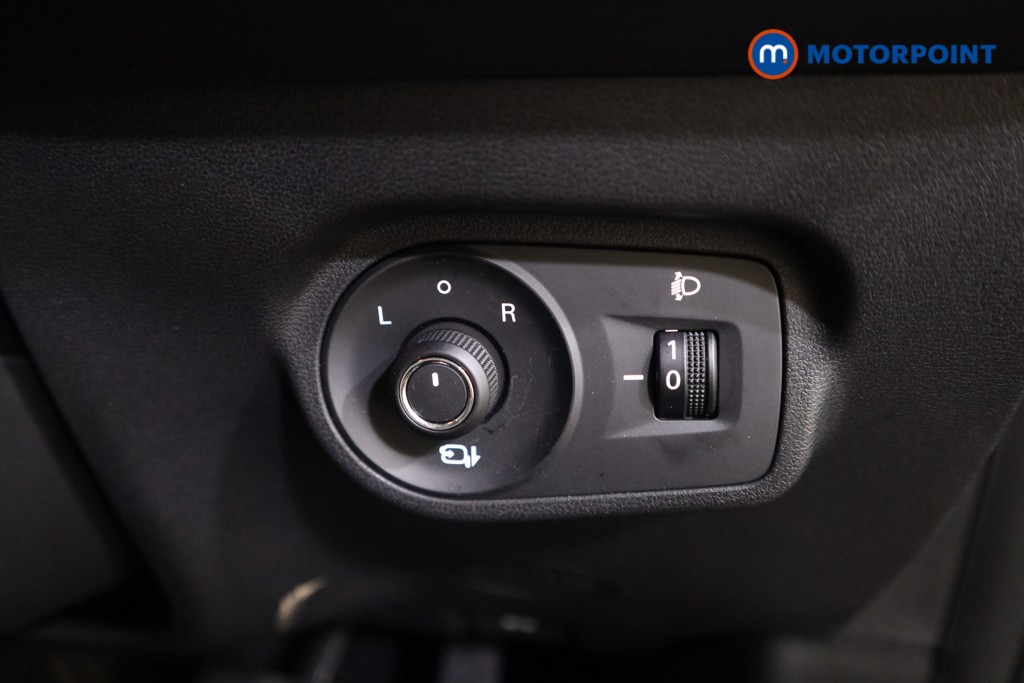 Mg Motor Uk ZS Trophy Automatic Petrol-Electric Hybrid SUV - Stock Number (1617172) - 14th supplementary image