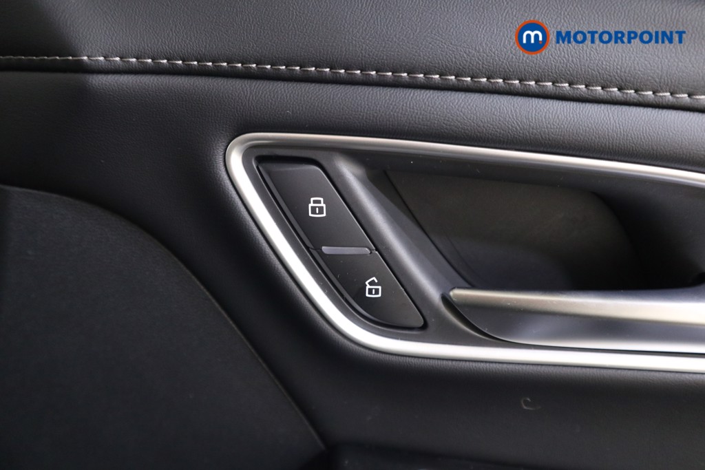 Mg Motor Uk ZS Trophy Automatic Petrol-Electric Hybrid SUV - Stock Number (1617172) - 15th supplementary image