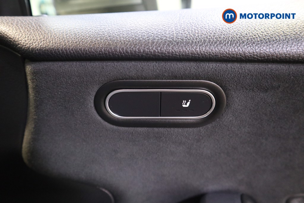 Mercedes-Benz A Class Amg Line Automatic Diesel Saloon - Stock Number (1617356) - 14th supplementary image