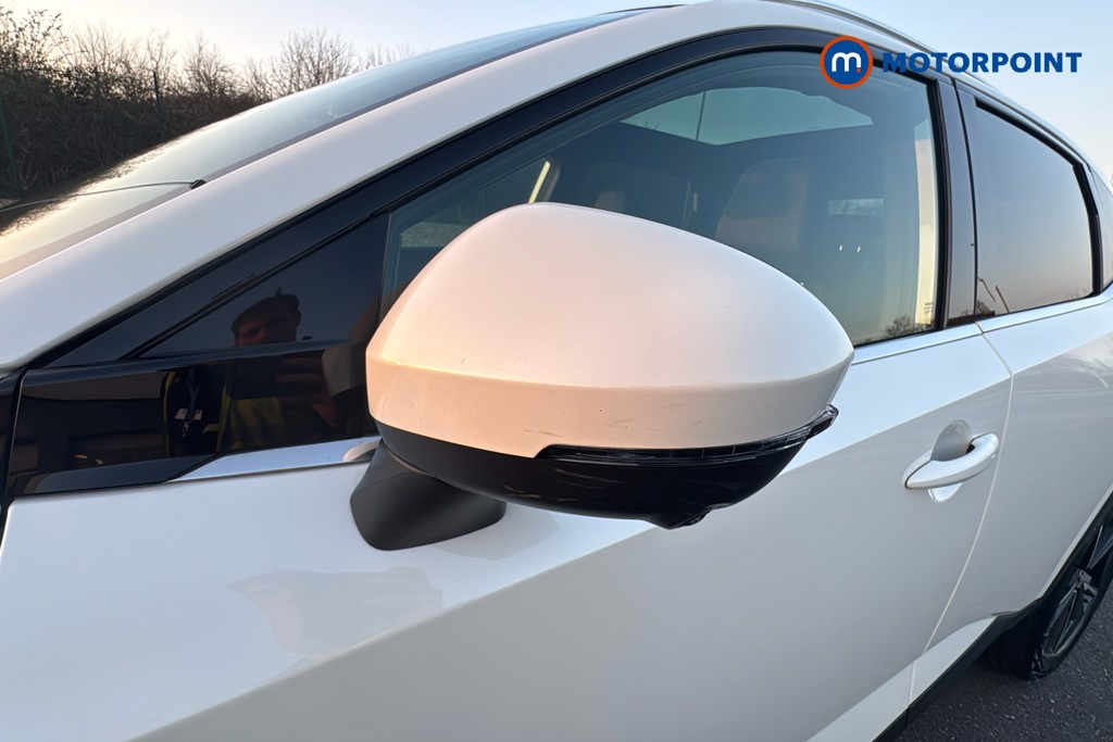 Nissan Qashqai Tekna Automatic Petrol-Electric Hybrid SUV - Stock Number (1617387) - 43rd supplementary image