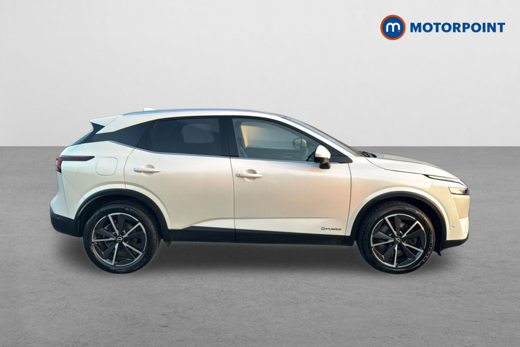 Nissan Qashqai Tekna Automatic Petrol-Electric Hybrid SUV - Stock Number (1617387) - Drivers side