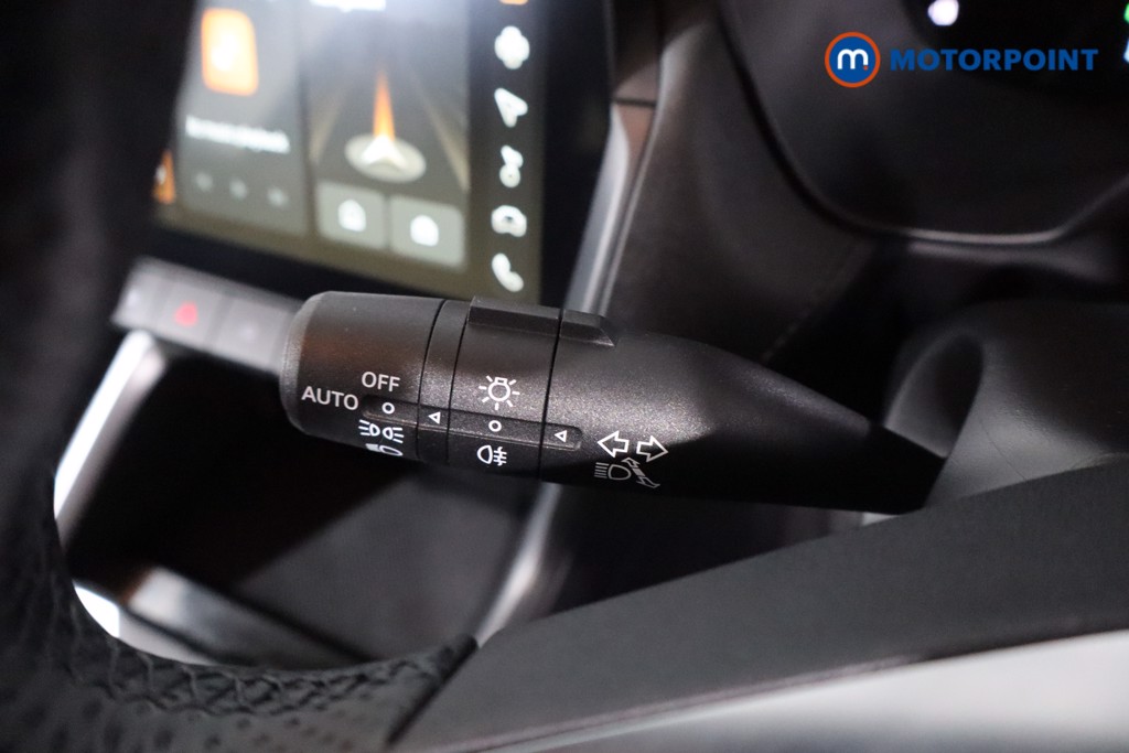 Mg Motor Uk ZS Trophy Automatic Petrol-Electric Hybrid SUV - Stock Number (1617548) - 15th supplementary image