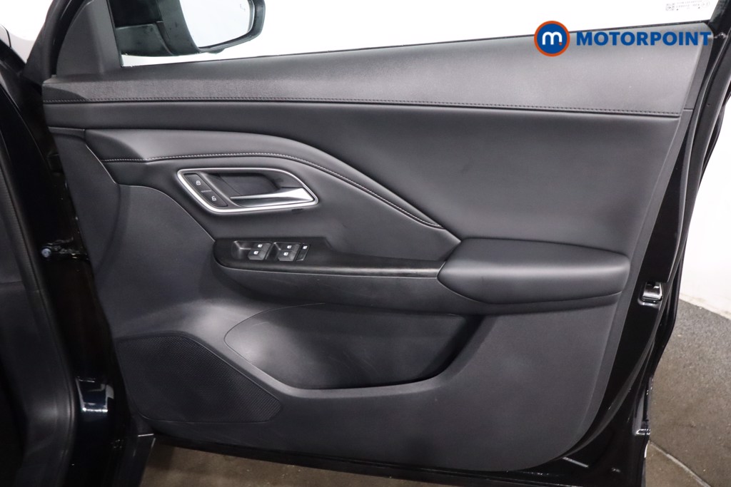 Mg Motor Uk ZS Trophy Automatic Petrol-Electric Hybrid SUV - Stock Number (1617548) - 24th supplementary image