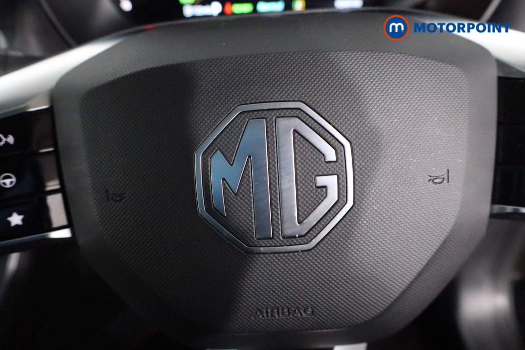 Mg Motor Uk ZS Trophy Automatic Petrol-Electric Hybrid SUV - Stock Number (1617549) - 13th supplementary image