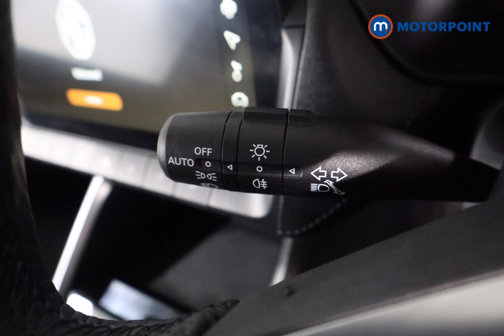 Mg Motor Uk ZS Trophy Automatic Petrol-Electric Hybrid SUV - Stock Number (1617549) - 14th supplementary image