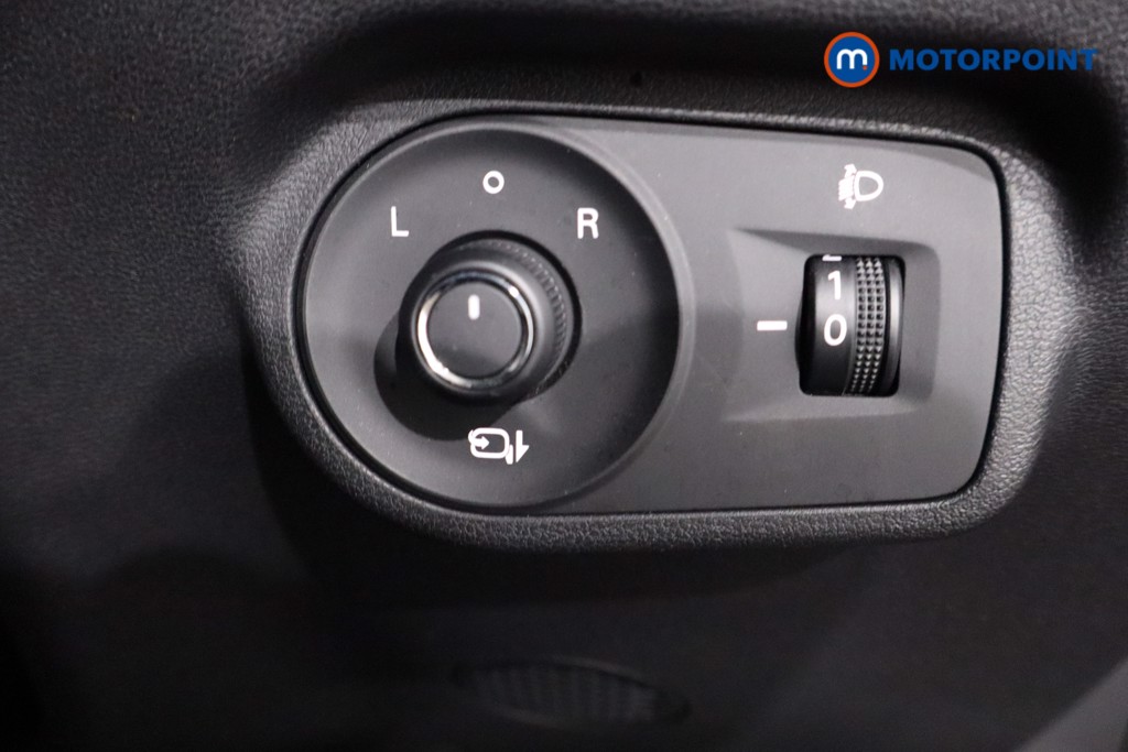 Mg Motor Uk ZS Trophy Automatic Petrol-Electric Hybrid SUV - Stock Number (1617549) - 17th supplementary image