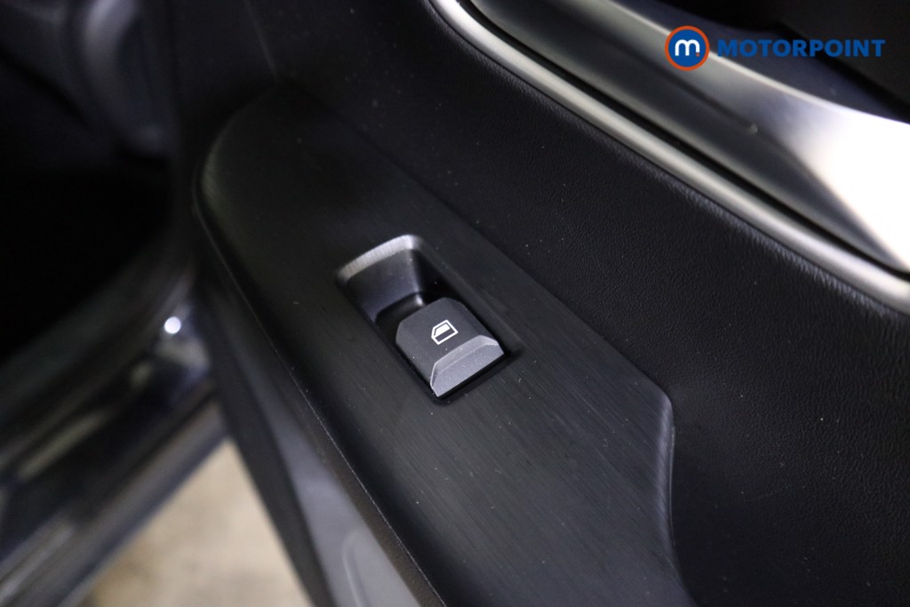 Mg Motor Uk ZS Trophy Automatic Petrol-Electric Hybrid SUV - Stock Number (1617560) - 20th supplementary image