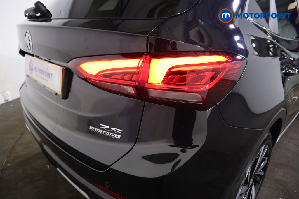 Mg Motor Uk ZS Trophy Automatic Petrol-Electric Hybrid SUV - Stock Number (1617560) - 29th supplementary image