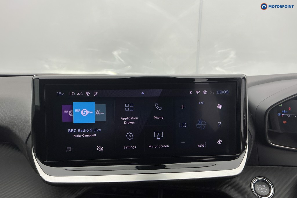 Peugeot 2008 Allure Manual Petrol SUV - Stock Number (1617613) - 2nd supplementary image