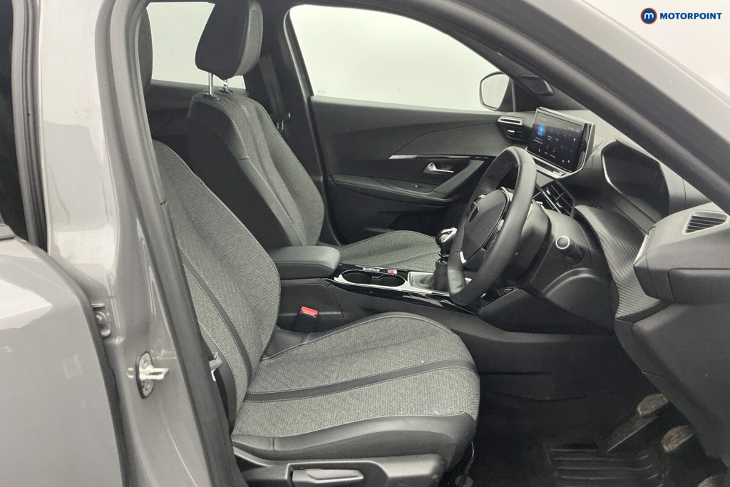 Peugeot 2008 Allure Manual Petrol SUV - Stock Number (1617613) - 7th supplementary image