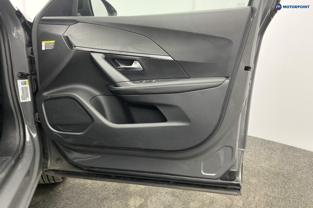 Peugeot 2008 Allure Manual Petrol SUV - Stock Number (1617613) - 25th supplementary image