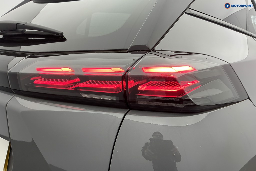 Peugeot 2008 Allure Manual Petrol SUV - Stock Number (1617613) - 33rd supplementary image