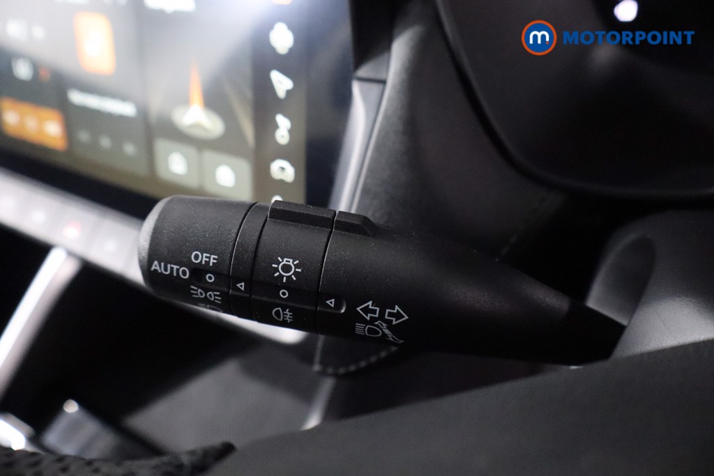 Mg Motor Uk ZS Trophy Automatic Petrol-Electric Hybrid SUV - Stock Number (1617679) - 14th supplementary image