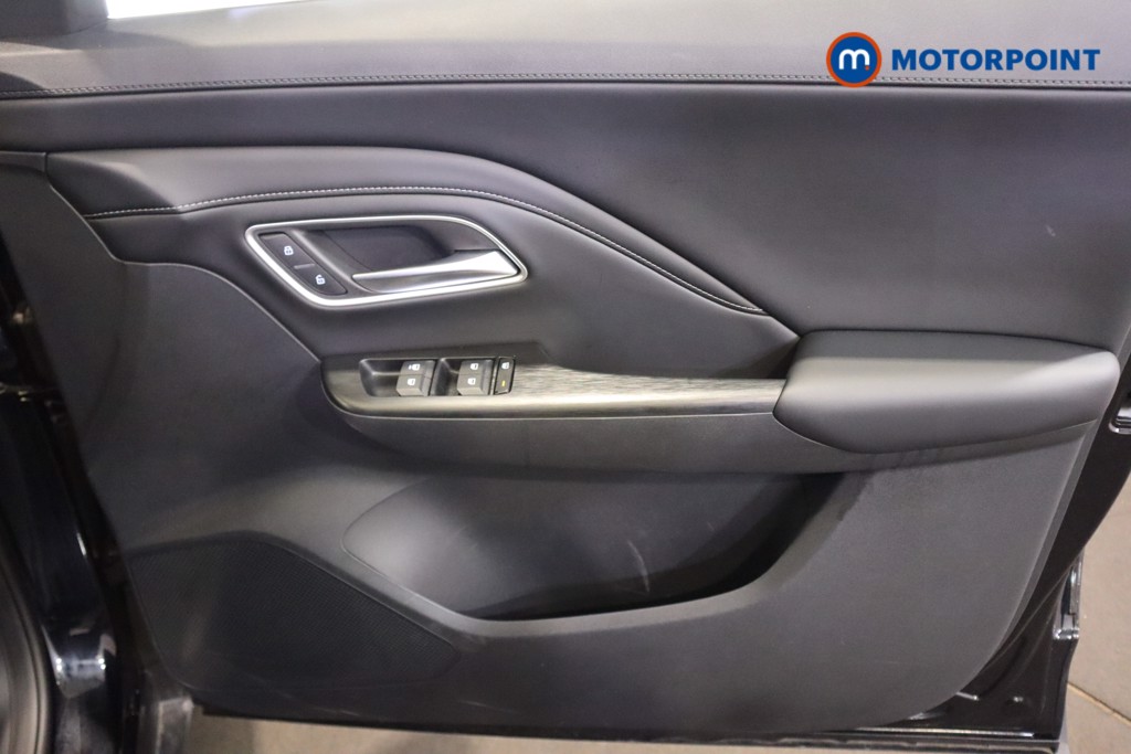 Mg Motor Uk ZS Trophy Automatic Petrol-Electric Hybrid SUV - Stock Number (1617689) - 13th supplementary image