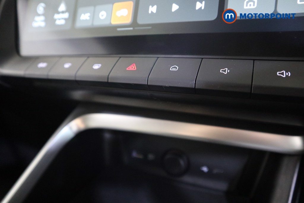 Mg Motor Uk ZS Trophy Automatic Petrol-Electric Hybrid SUV - Stock Number (1617803) - 8th supplementary image