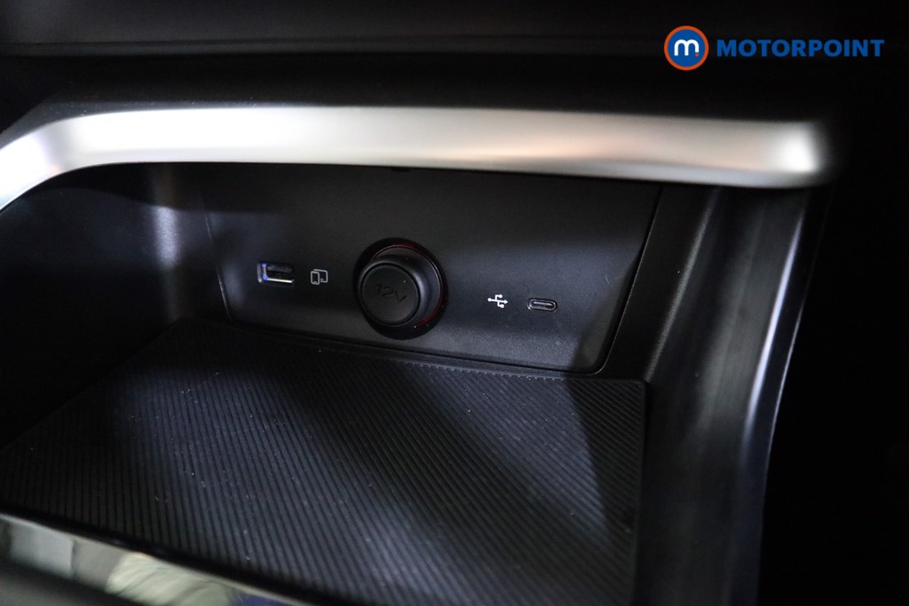 Mg Motor Uk ZS Trophy Automatic Petrol-Electric Hybrid SUV - Stock Number (1617803) - 9th supplementary image