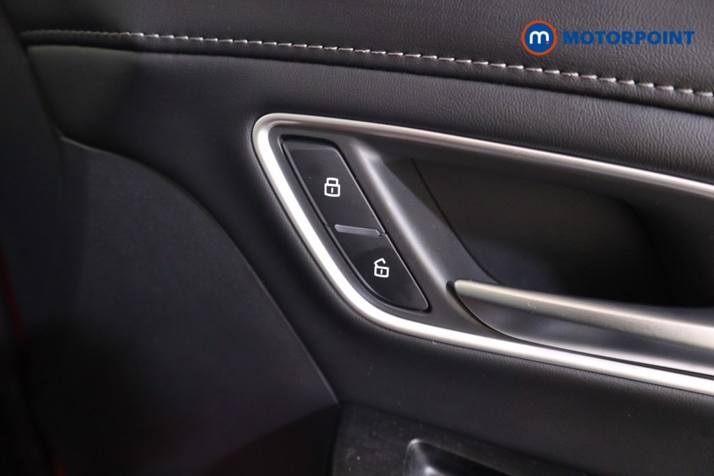 Mg Motor Uk ZS Trophy Automatic Petrol-Electric Hybrid SUV - Stock Number (1617803) - 15th supplementary image