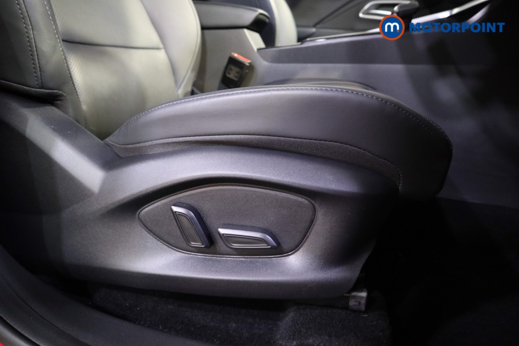 Mg Motor Uk ZS Trophy Automatic Petrol-Electric Hybrid SUV - Stock Number (1617803) - 17th supplementary image