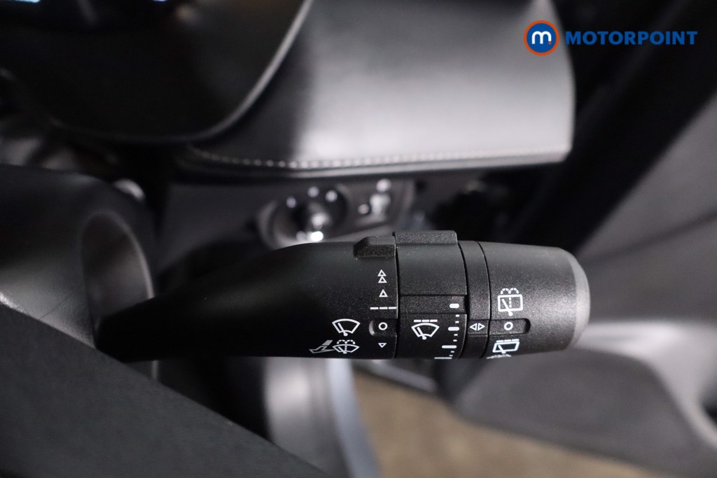 Mg Motor Uk ZS Trophy Automatic Petrol-Electric Hybrid SUV - Stock Number (1617858) - 15th supplementary image