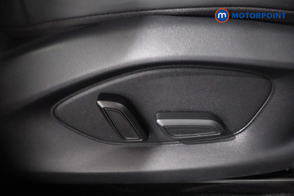 Mg Motor Uk ZS Trophy Automatic Petrol-Electric Hybrid SUV - Stock Number (1617858) - 23rd supplementary image