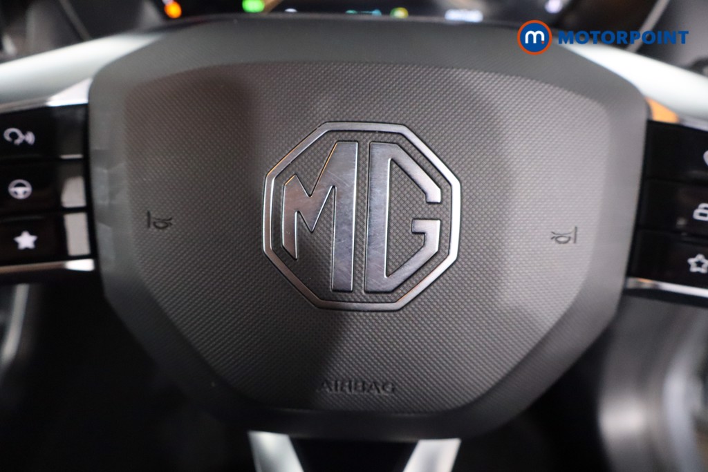 Mg Motor Uk ZS Trophy Automatic Petrol-Electric Hybrid SUV - Stock Number (1617909) - 13th supplementary image