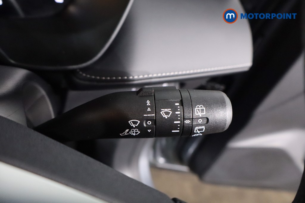 Mg Motor Uk ZS Trophy Automatic Petrol-Electric Hybrid SUV - Stock Number (1617909) - 15th supplementary image