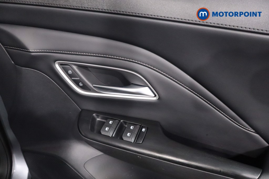 Mg Motor Uk ZS Trophy Automatic Petrol-Electric Hybrid SUV - Stock Number (1617909) - 25th supplementary image