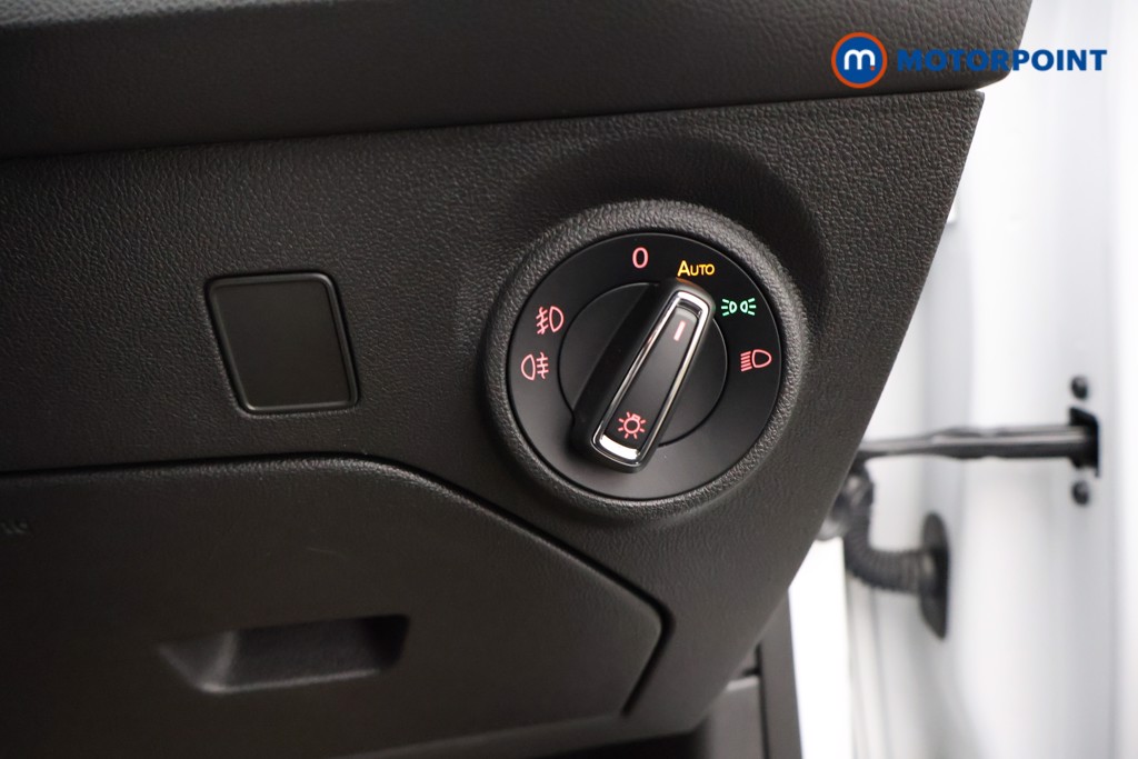 Seat Leon Fr Black Edition Automatic Petrol Hatchback - Stock Number (1617980) - 13th supplementary image