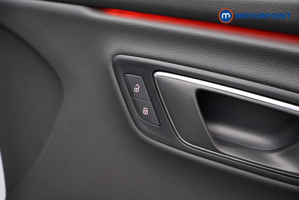 Seat Leon Fr Black Edition Automatic Petrol Hatchback - Stock Number (1617980) - 23rd supplementary image