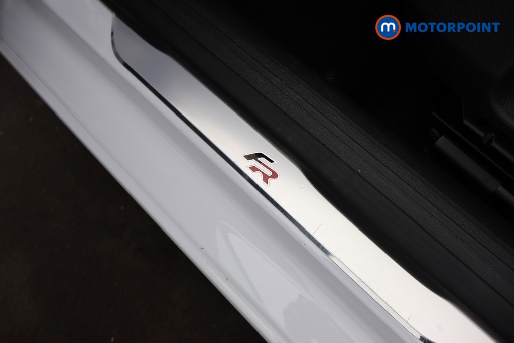 Seat Leon Fr Black Edition Automatic Petrol Hatchback - Stock Number (1617980) - 36th supplementary image