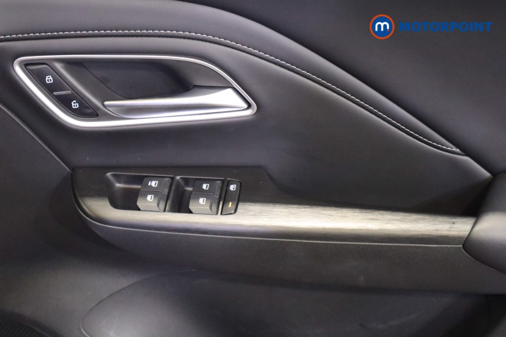 Mg Motor Uk ZS Trophy Automatic Petrol-Electric Hybrid SUV - Stock Number (1617991) - 14th supplementary image