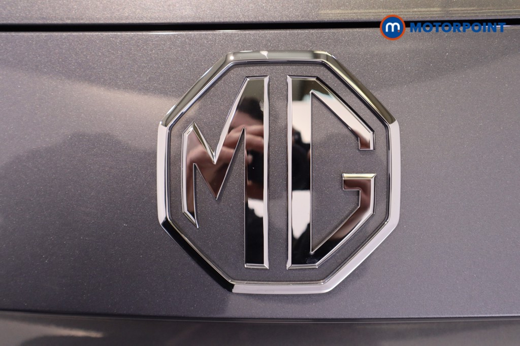 Mg Motor Uk ZS Trophy Automatic Petrol-Electric Hybrid SUV - Stock Number (1617991) - 37th supplementary image