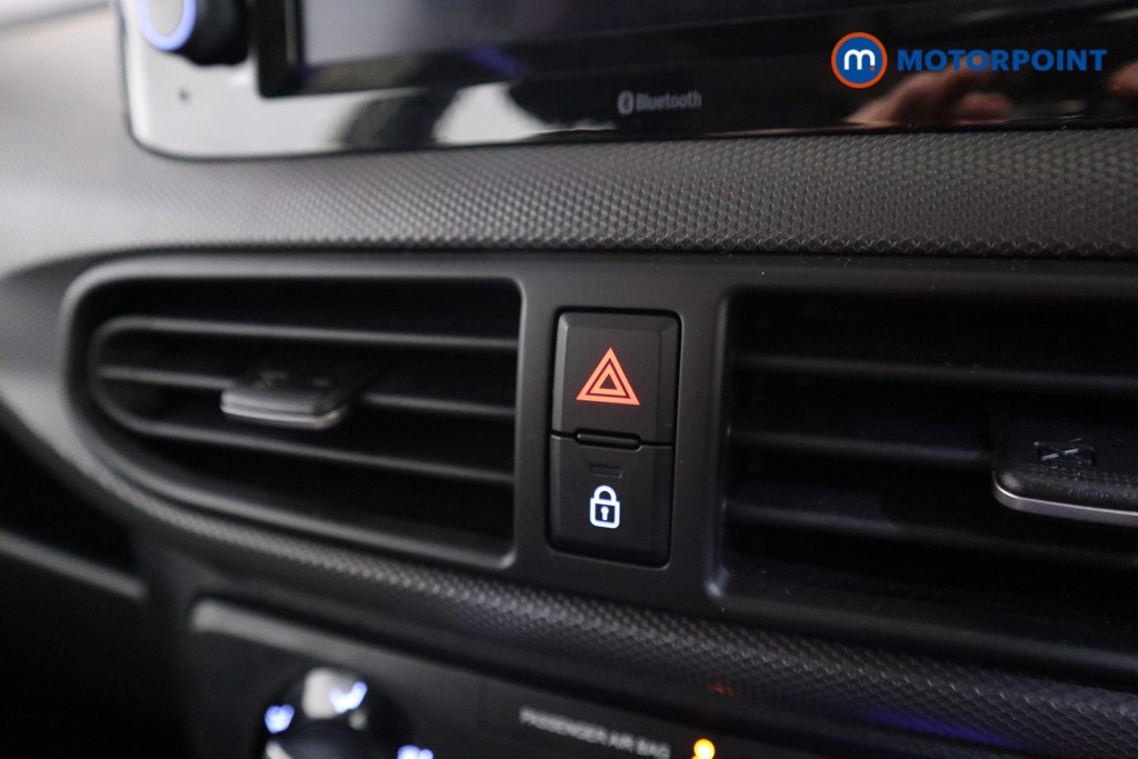 Hyundai I10 Advance Automatic Petrol Hatchback - Stock Number (1618044) - 9th supplementary image