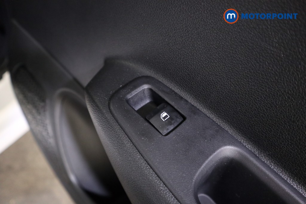 Hyundai I10 Advance Automatic Petrol Hatchback - Stock Number (1618044) - 21st supplementary image