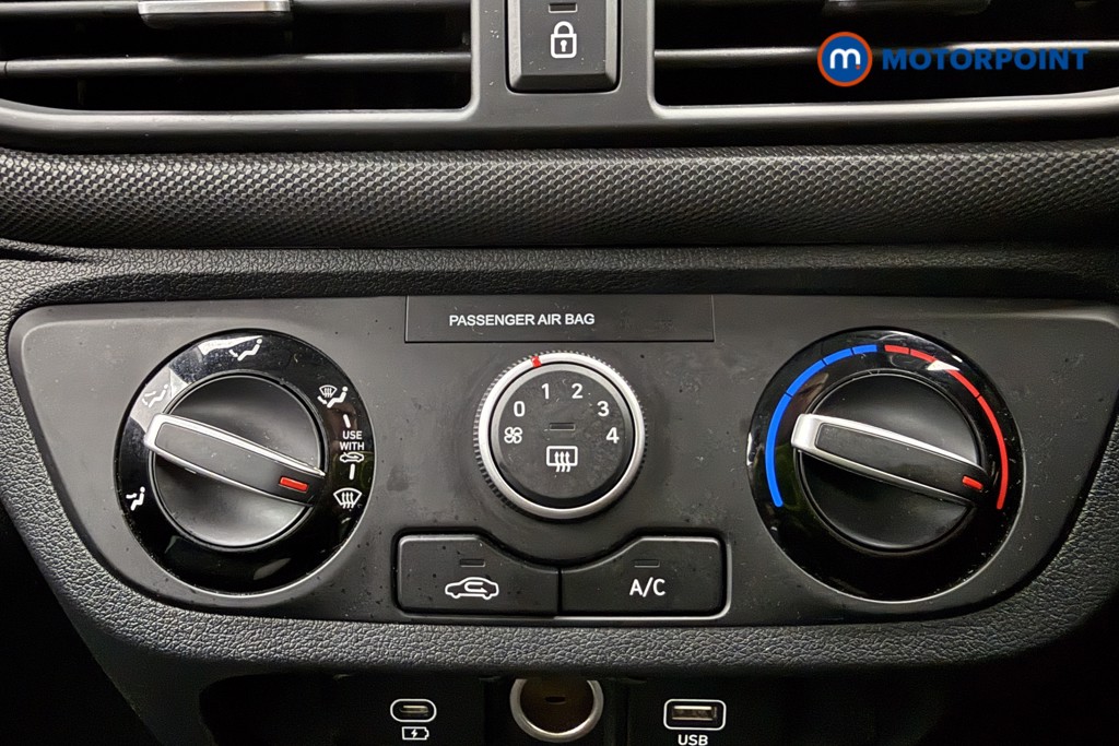 Hyundai I10 Advance Automatic Petrol Hatchback - Stock Number (1618057) - 16th supplementary image