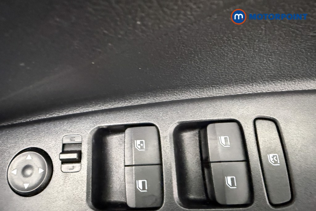 Hyundai I10 Advance Automatic Petrol Hatchback - Stock Number (1618100) - 19th supplementary image