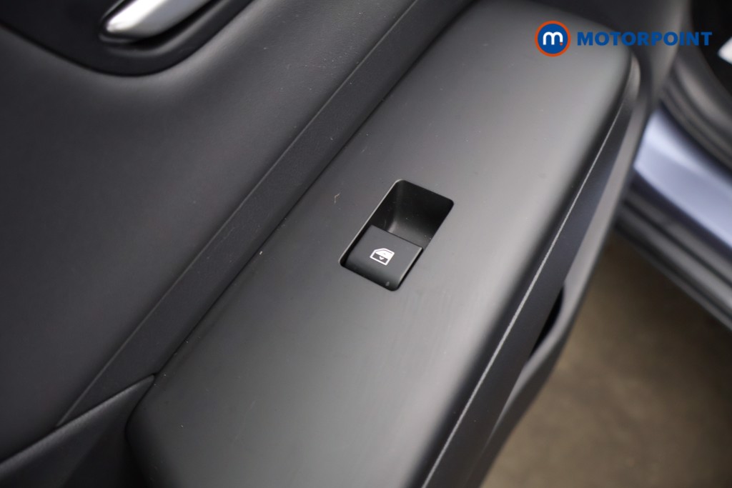 Hyundai Kona Ultimate Automatic Petrol-Electric Hybrid SUV - Stock Number (1618193) - 39th supplementary image