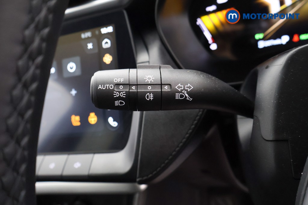 Mg Motor Uk ZS Trophy Automatic Petrol-Electric Hybrid SUV - Stock Number (1618230) - 10th supplementary image