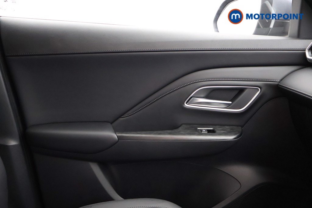 Mg Motor Uk ZS Trophy Automatic Petrol-Electric Hybrid SUV - Stock Number (1618289) - 16th supplementary image