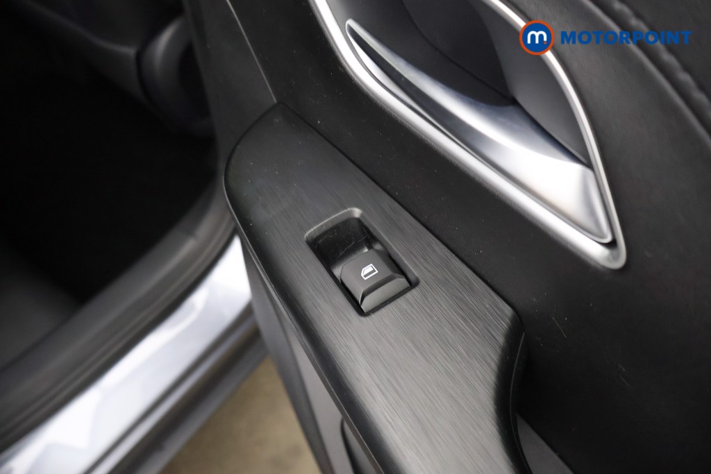 Mg Motor Uk ZS Trophy Automatic Petrol-Electric Hybrid SUV - Stock Number (1618289) - 25th supplementary image