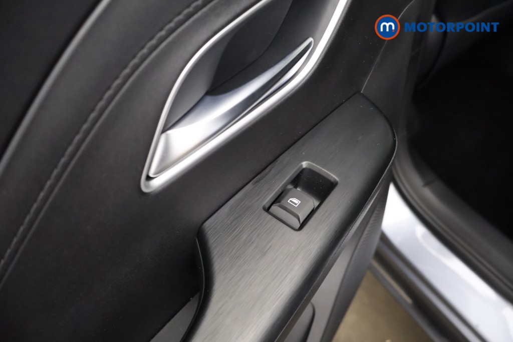 Mg Motor Uk ZS Trophy Automatic Petrol-Electric Hybrid SUV - Stock Number (1618289) - 29th supplementary image