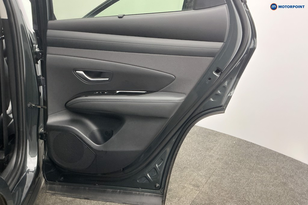 Hyundai Tucson Premium Automatic Petrol-Electric Hybrid SUV - Stock Number (1618292) - 32nd supplementary image