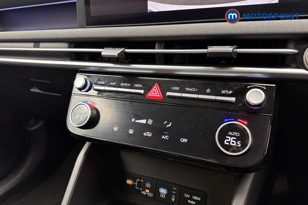 Hyundai Tucson Advance Manual Petrol SUV - Stock Number (1618356) - 13th supplementary image