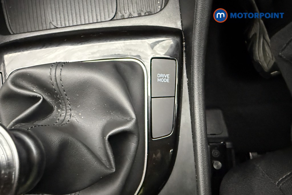 Hyundai Tucson Advance Manual Petrol SUV - Stock Number (1618356) - 16th supplementary image