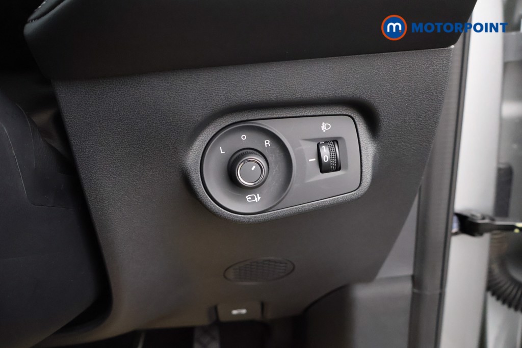 Mg Motor Uk ZS Trophy Automatic Petrol-Electric Hybrid SUV - Stock Number (1618408) - 11th supplementary image