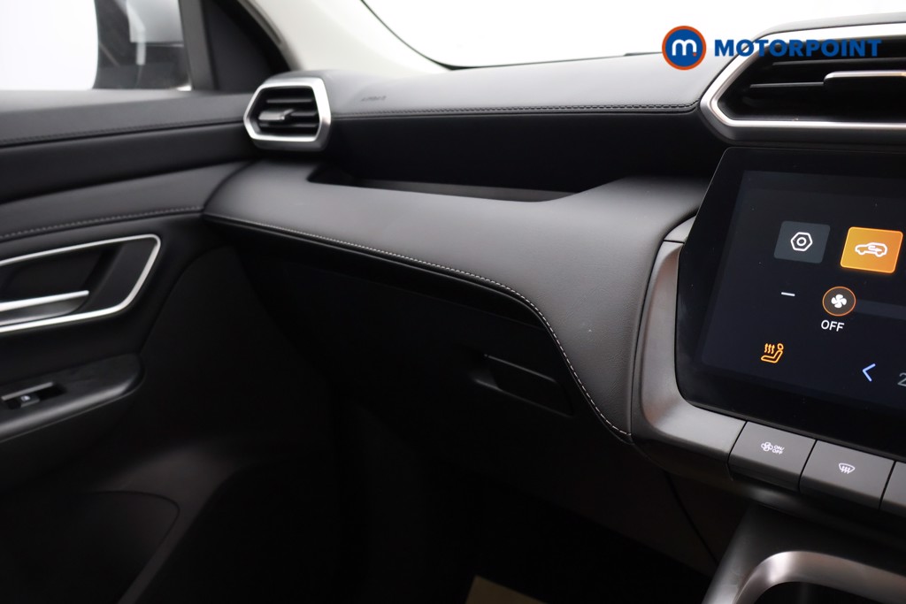 Mg Motor Uk ZS Trophy Automatic Petrol-Electric Hybrid SUV - Stock Number (1618408) - 15th supplementary image